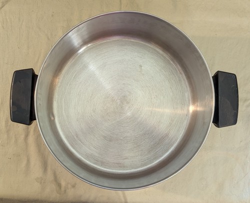 Vtg Revere Ware 4.5qt 9" wide Stock Pot, Lid Tri-ply Disc Bottom Stainless Steel - Picture 2 of 5