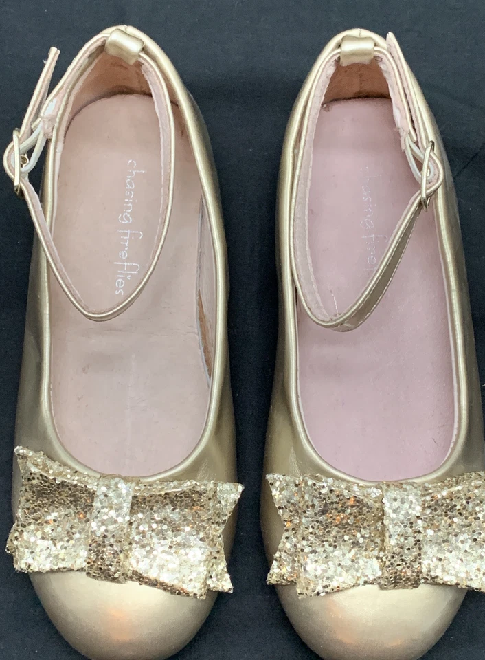 Chasing Fireflies Patente Dorada Brillo Arco Ballet Correa Plana Niño Zapato 10 Foto 2 de 4