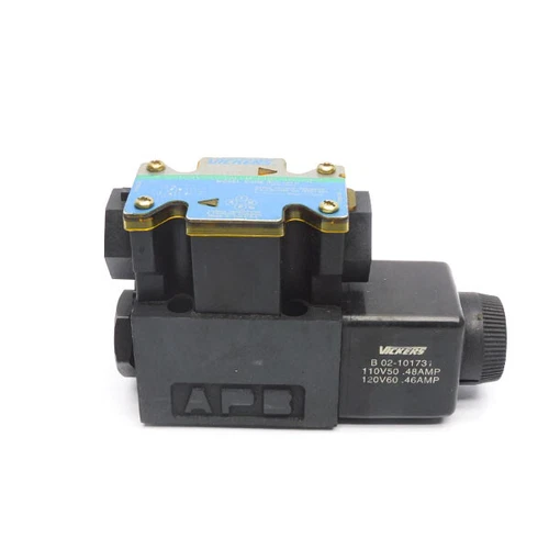 VICKERS DG4V3S2ALMFTWLB560 110/120V .46/.48A 1450PSI UNMP