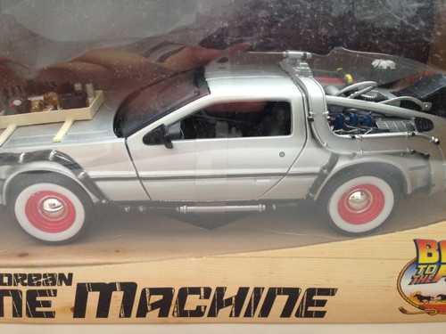 Welly ca. Bburago Gr.- DeLorean Time Machine - Back to the Future 3 - 1:24 - OVP - Bild 5 von 10