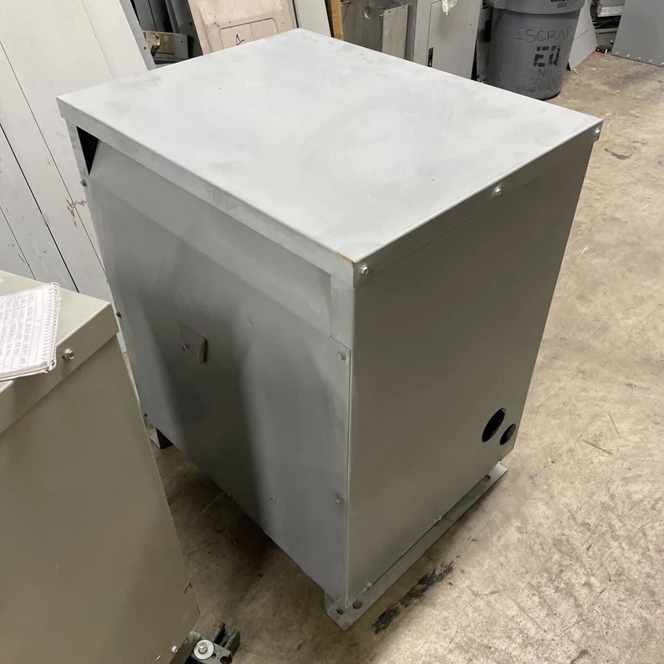 Square D 112T3HIS три фазы 480/208/120 DY - Изображение 2 из 4