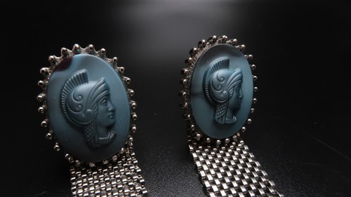 Gemelos camafeo soldado romano iridiscente azul plata vintage y corbata - Imagen 3 de 5