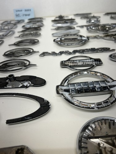 MIXED LOT OF 60 CAR EMBLEMS,BADGES,LETTERS,ETC... - Picture 14 of 21