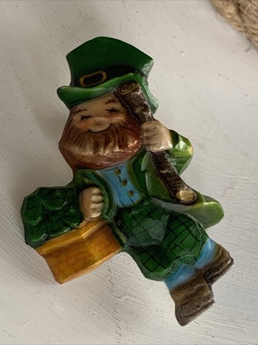 🍀Luck Four Leaf Clover Irish Saint Patrick’s Day Leprechaun Pin Vintage Lucky - Picture 2 of 8