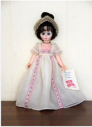 NEW Vintage Gorgeous JOSEPHINE #1335 Madame Alexander MME Doll 11" NIB