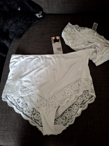 MARKS AND SPENCER full brief size 14 (2 Pack) brand new with tags