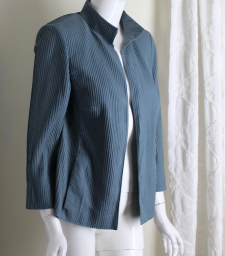 AKRIS Sz 12 US Lovely Stone Blue Lightweight Pintucked Pleated Blazer 3/4 Jacket - 第 9/12 張圖片