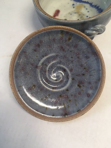 Blue Speckled Glaze Studio Art Pottery Covered Dish Smooth glaze inside Signed - Picture 5 of 8