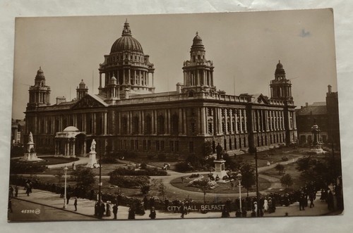 Ireland - City Hall Belfast. Postcard (A3) - Picture 1 of 2