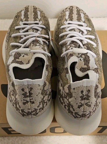 Taglia 13 - Adidas Yeezy Boost 380 pirite GZ0473 - NUOVO - Foto 10 di 14