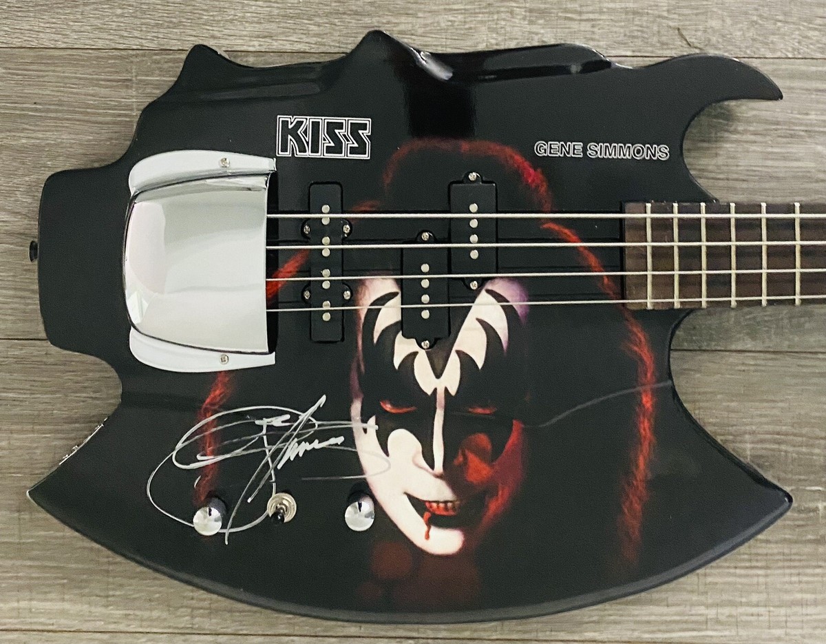 2023 KISS キッス ジーンシモンズ Gene Simmons 直筆サイン KISS キッス 直筆サイン入りレコード ジーン・シモンズ ポール