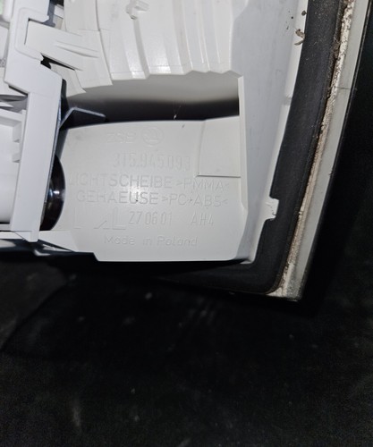 Skoda Superb 3t4 Rückleuchten Links 3T5 945 096 & 3T5 945 093 - Bild 6 von 6
