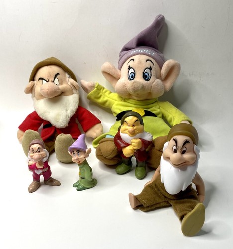 Snow White Disney Princess Prince Dwarfs Evil Queen Witch Figures Toys Lot Is 15 - Picture 3 of 12