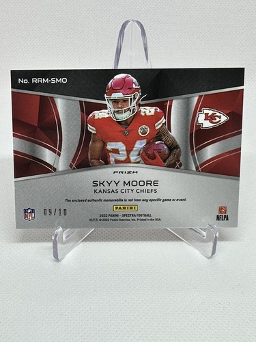 Skyy Moore 2022 Spectra Rising Rookie Neon Orange /10 3 Color Patch Chiefs 🔥(B) - Picture 2 of 3
