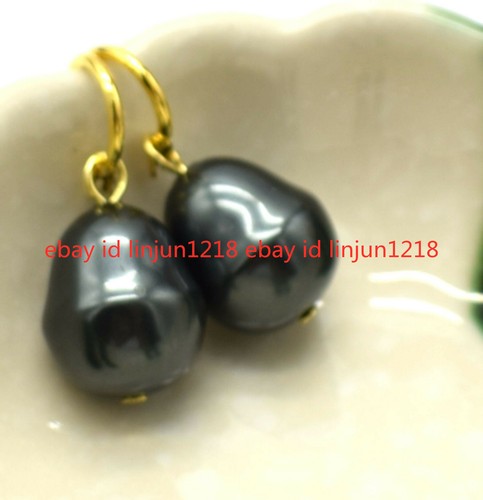 20mm South Sea Baroque Black Teardrop Shell Pearl Dangle Earring - Picture 4 of 12