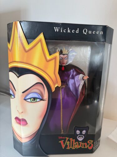 Disney Villains Wicked Queen - Snow White Evil Queen Doll NIB - Theme Park Excl.