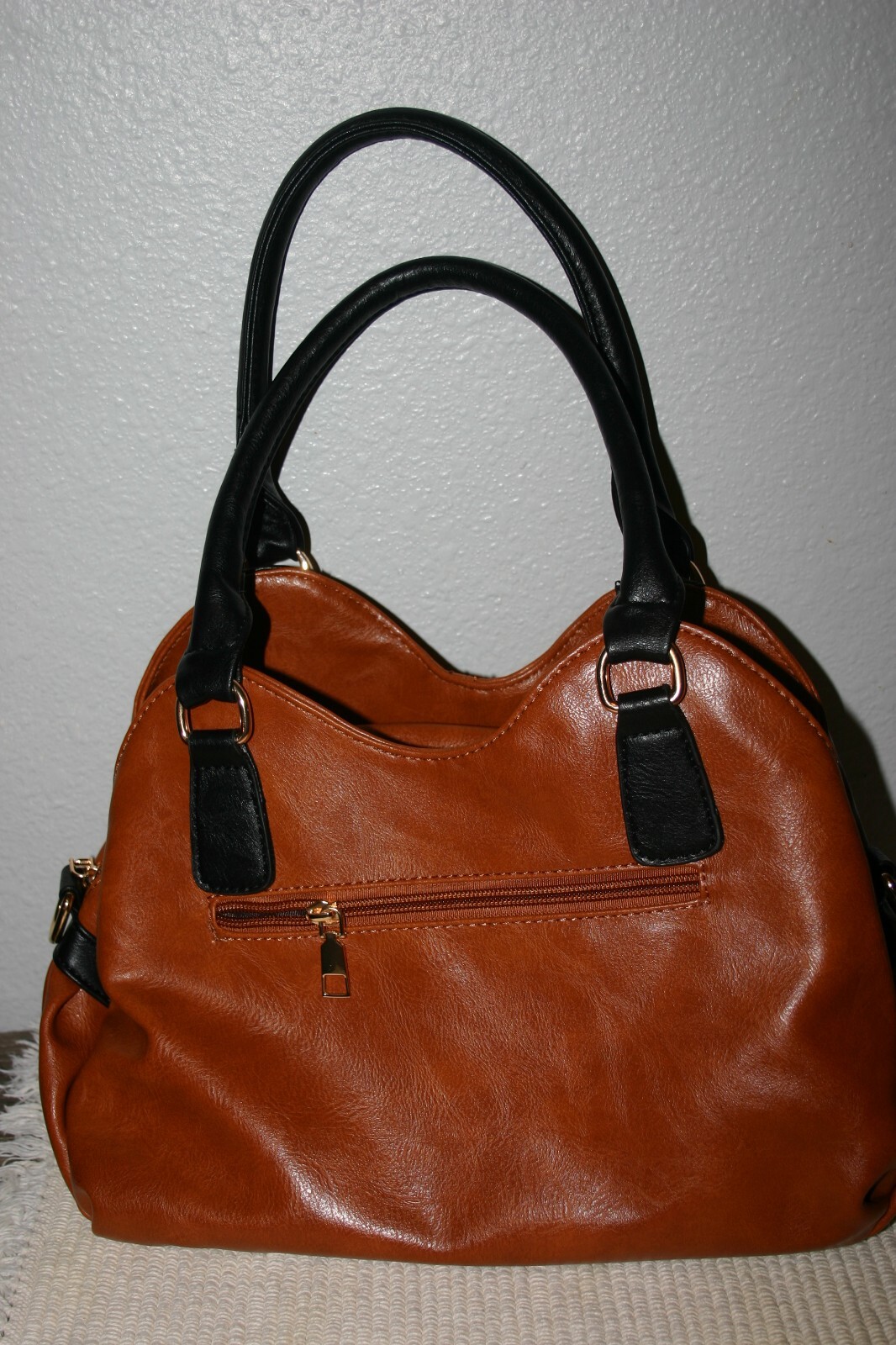 Foto 2 di 9