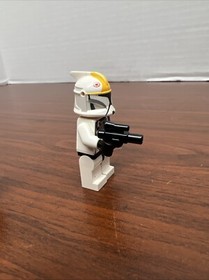 Pilot - Republic Gunship Driver - LEGO Star Wars Minifigure Clone Trooper 75021