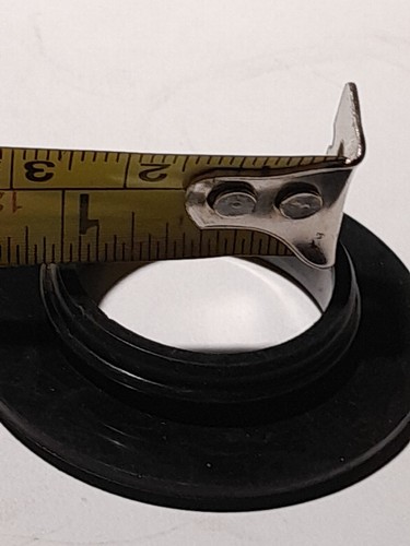 (Lot 50) NBR NEW Rubber grommets od 1 3/4" x 1" inner - Picture 3 of 7