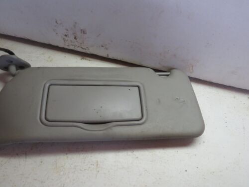 2008 CADILLAC SRX SUN VISOR DRIVER LEFT W/ HOME LINK GREY - Picture 4 of 5