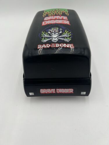 Monster Jam Grave Digger RC Truck 1:15 66802 RX Body Only - Picture 5 of 6