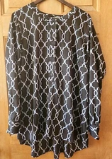 Lane Bryant Women's Trellis Print Tunic Top Black Blue Long Sleeves Polyester