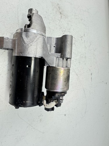 11-14 Audi A6 Engine Starter Motor Assembly Bosch 06H911021A OEM