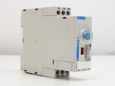 Crouzet TK2R1 Chronos 2 Timer 22.5 mm DIN rail mounting 88865265