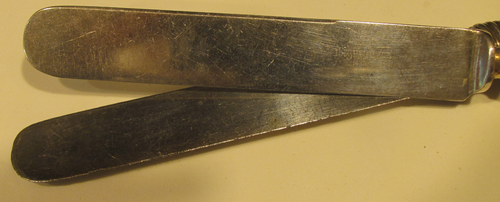 2 Piezas 1902 CUCHILLOS DE CENA FLORALES CHAPADOS EN PLATA 9,5" EXTREMO ROMO 1835 R. Wallace - Imagen 7 de 15