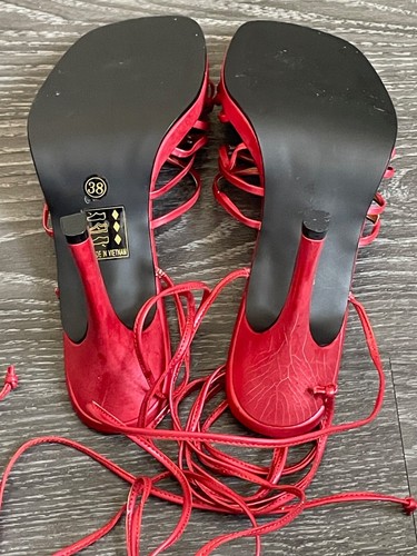 High Heel Schnür-Sandalette, Gr. 38, rot, Absatz 10 cm, gebraucht, defekt - Bild 11 von 15