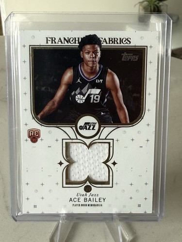 2025-26 Topps Baloncesto Ace Bailey Novato RC Franquicia Telas #FF-AB Jazz ⭐️ - Imagen 1 de 2