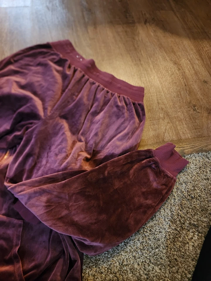 Pantalones de terciopelo Livi Active 14/16 mujer más cremallera chaqueta 18/20 conjunto pista de vino Foto 4 de 4