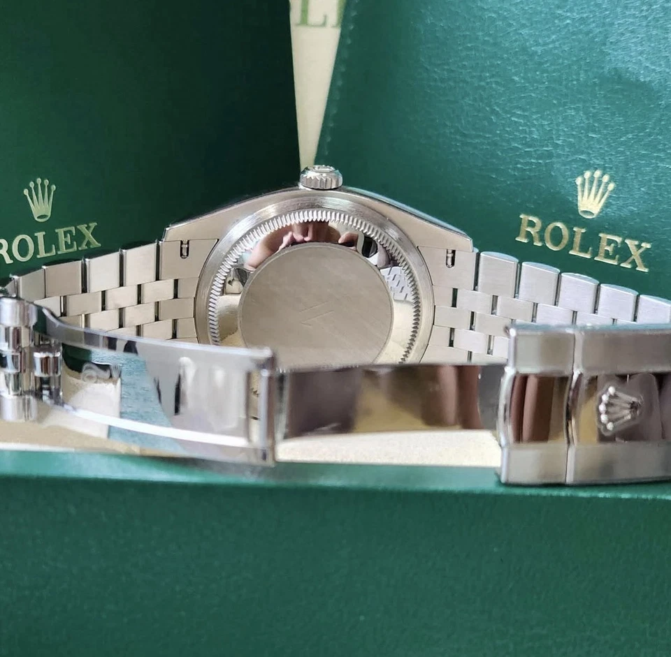 Rolex Datejust 2022 36 mm esfera azul 126234 Foto 4 de 4