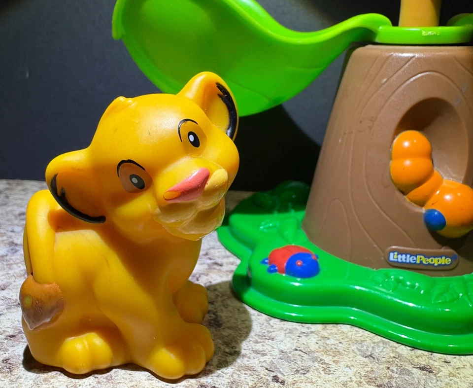 Fisher Price Little People Disney Lion King Simba Timon Pumba Toy - Image 2 of 4