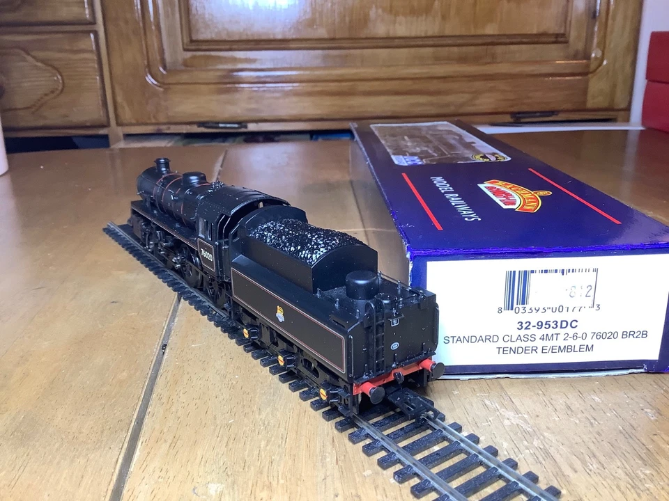 Bachmann 32-953DC BR Black e/emblem 2-6-0 Standard Class 4MT 76020 DCC Fitted - Image 4 of 4