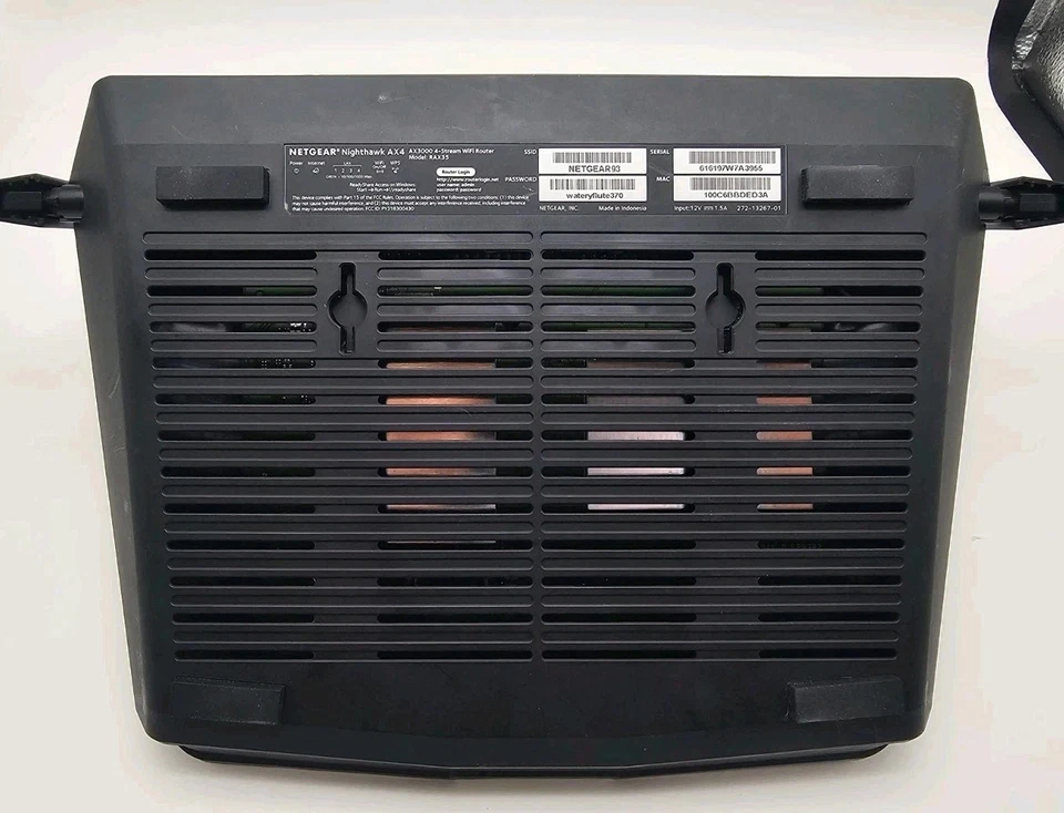 Netgear Nighthawk AX4 AX3000 RAX35 Wi-Fi 6 Router 2.4/5GHz (RAX35-100NAS) - Image 3 of 4