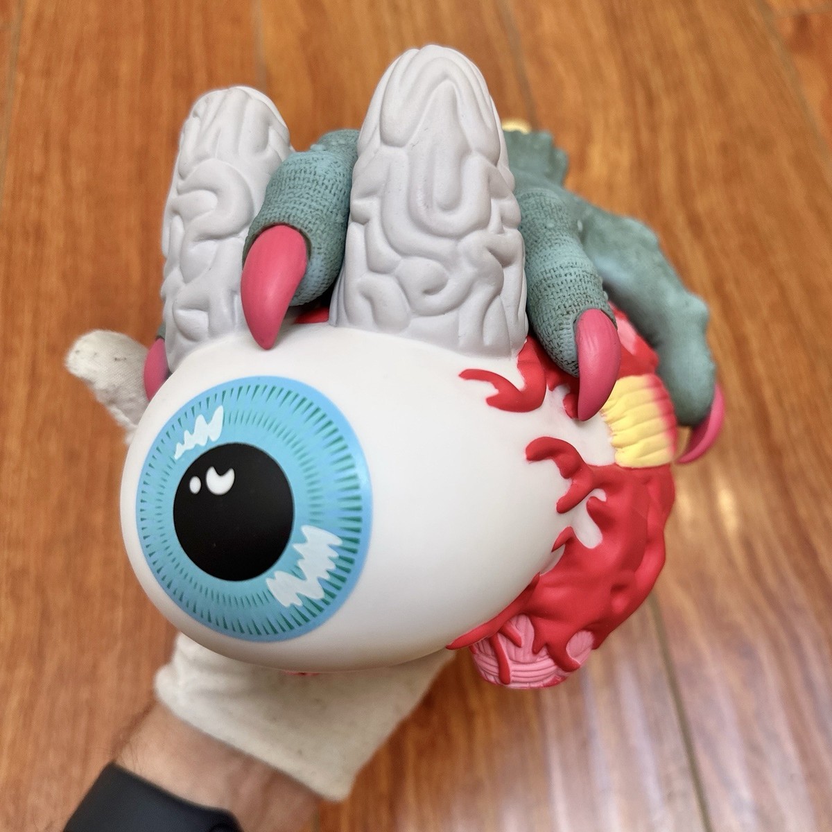 Mishka Labbit Keep Watch 7