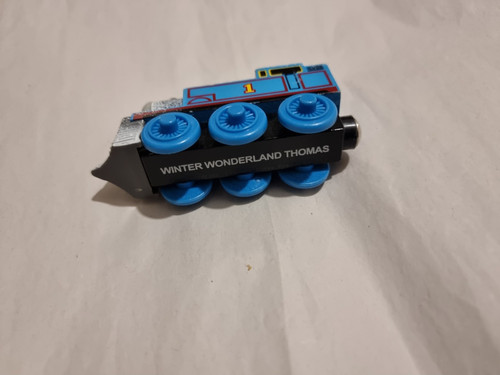 Thomas The Tank ENGINE & Friends WOODEN WINTER WONDERLAND CHRISTMAS TRAIN WOOD . - Picture 5 of 5