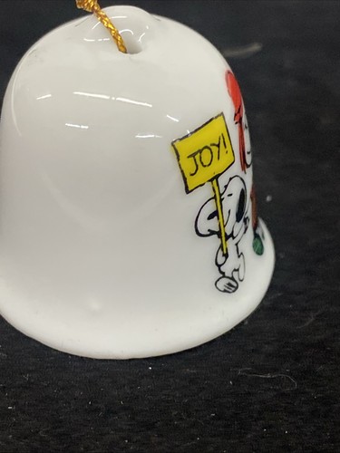 Rare! Vintage 1966 Snoopy And Peppermint Patty Christmas Bell Ornament - Imagen 5 de 10