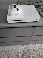 Microsoft Xbox One S 1TB Console Gaming System White w/controller 