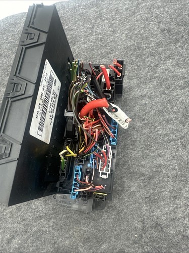 2001-2009 Mercedes W203 W209 C230 C240 C280 Front SAM Fuse Box Relay 2095452801 - Picture 3 of 6