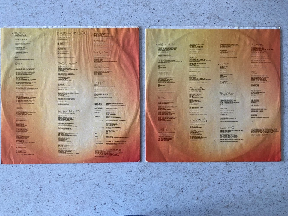 The Cure, Kiss Me Kiss Me Kiss Me - 2 x Brown Translucent Vinyl LP Record 1987 - Image 3 of 4