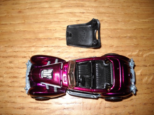 Vintage 1970 Hot Wheels Redline Classic Cord Magenta - Shiny Base Beautiful USA - Picture 7 of 15