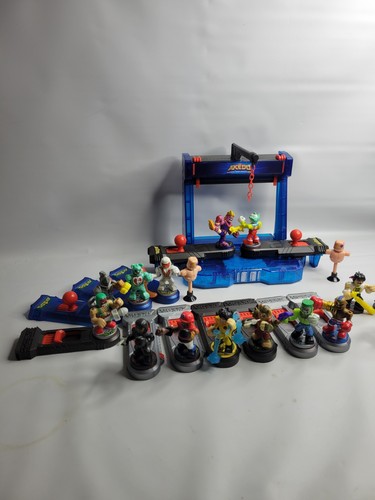 Akedo Ultimate Arcade Warriors Battle Arena con figuras - Imagen 2 de 3