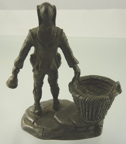 THE DUSTMAN FIGURINE FINE PEWTER BY THE FRANKLIN MINT 1977 - Picture 3 of 5