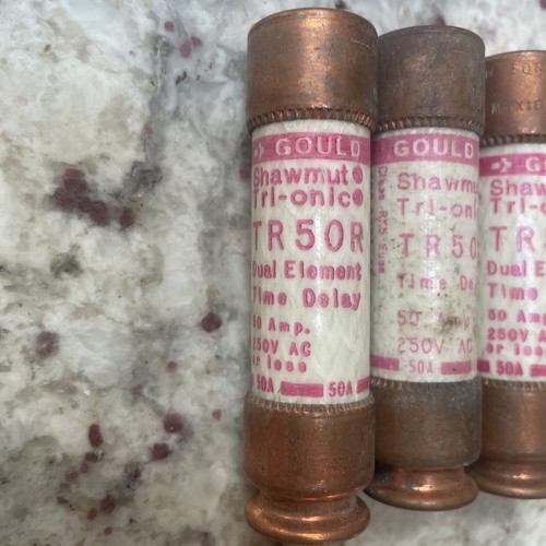Gould Shawmut Tri-onic TR50R Fuse Dual Element / Time Delay 50AMP 250V (QTY 3) - Picture 2 of 3