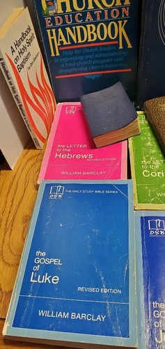 Lot of 16 Christian Prayer Bible Jesus Pray Bible study Books RANDOM*MIX - Picture 2 of 17
