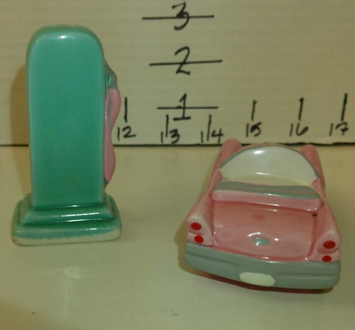 Vintage Ceramic Knobler Gaspump & Pink Convertible Car Salt & Pepper Set - Picture 3 of 3