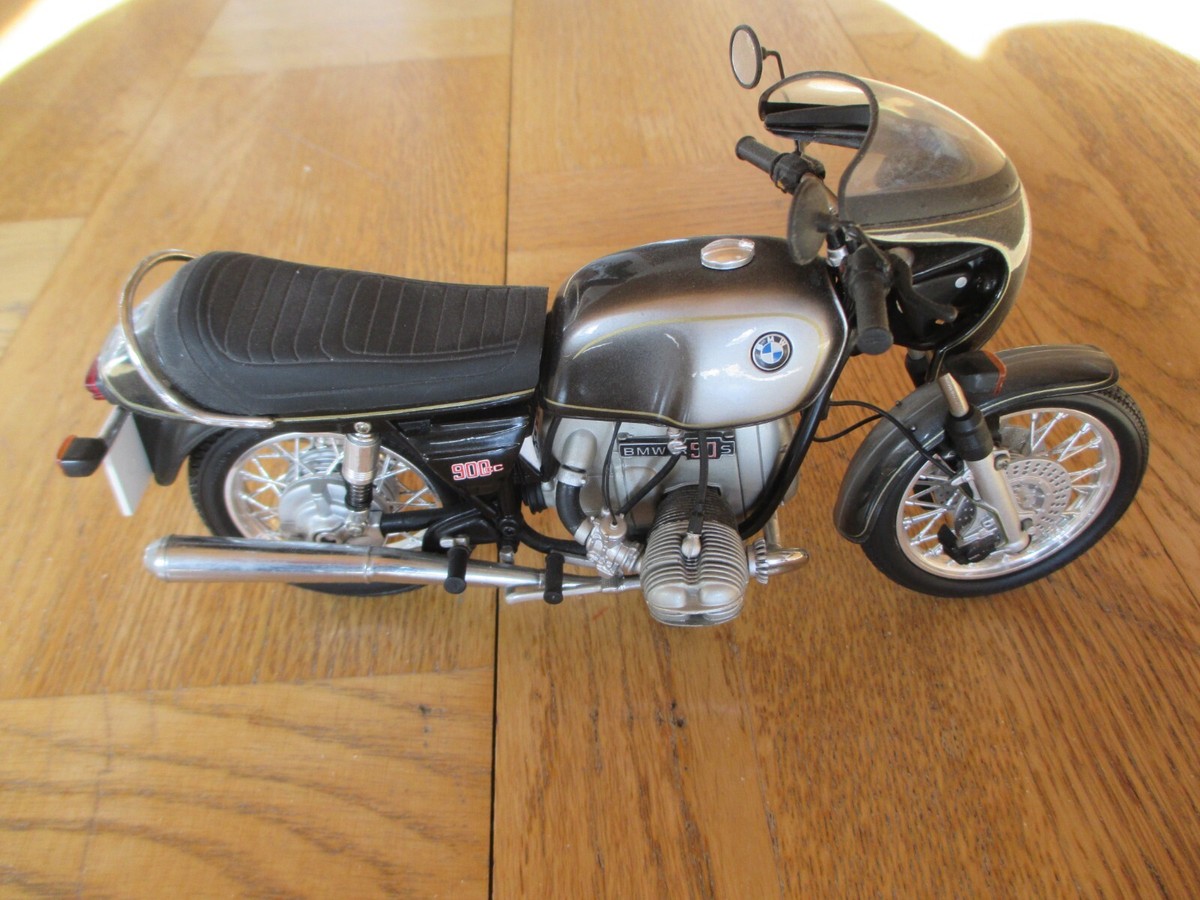 C3 SCHUCO BMW R90/S 1/10 シュコー　メタルモデル C3 SCHUCO BMW R90/S 1/10 シュコー メタルモデル