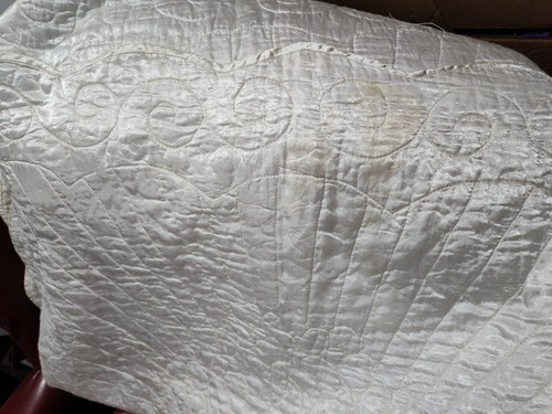 Manta bebé satinada vintage acolchada blanca hecha a mano acolchada reversible 32"x42" - Imagen 15 de 20